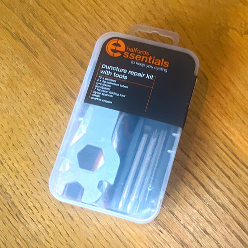 Halfords essentials bike - halfords,